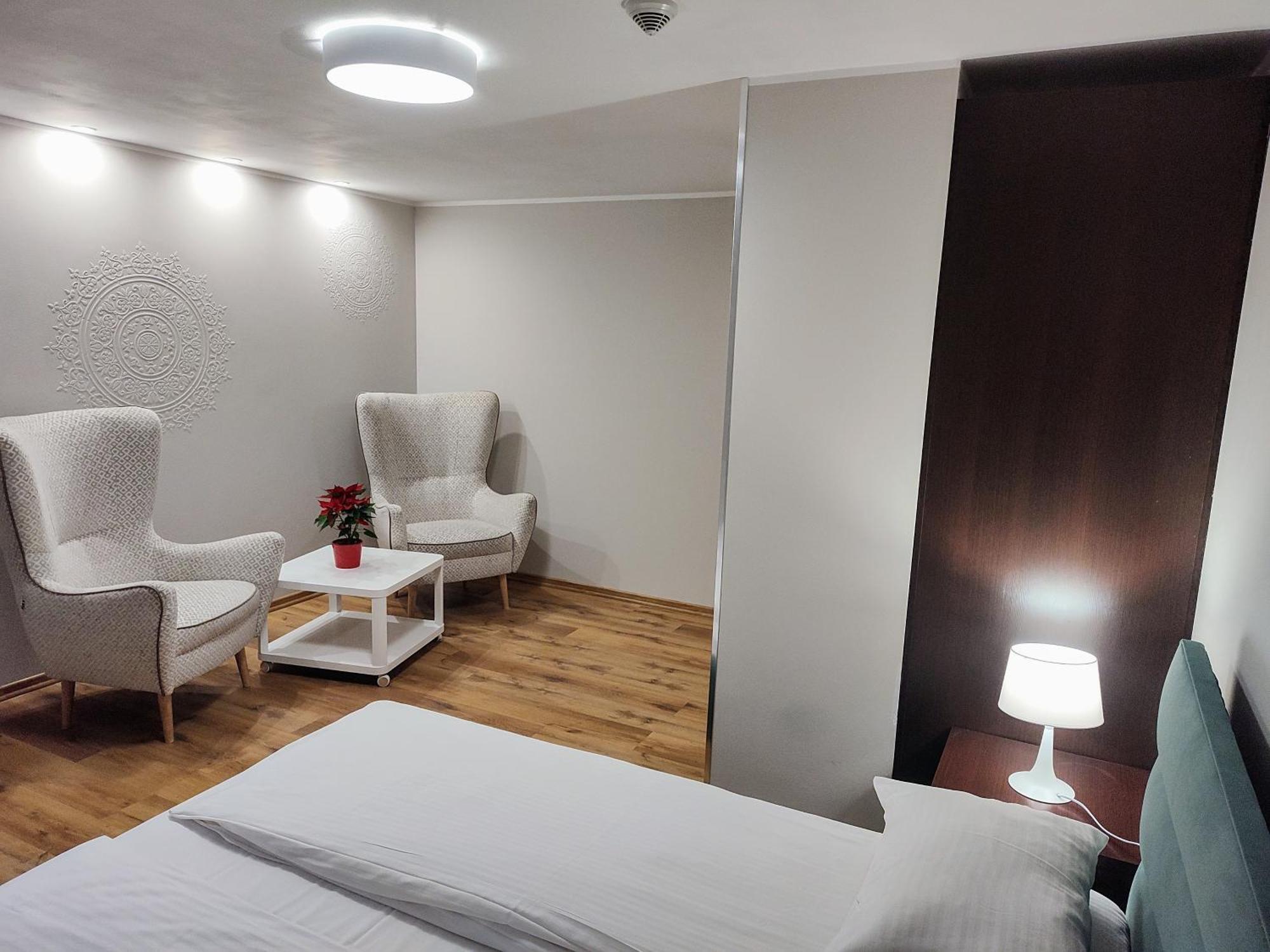 Boutique Hotel'S III Pilsudskiego Lodz  Ngoại thất bức ảnh