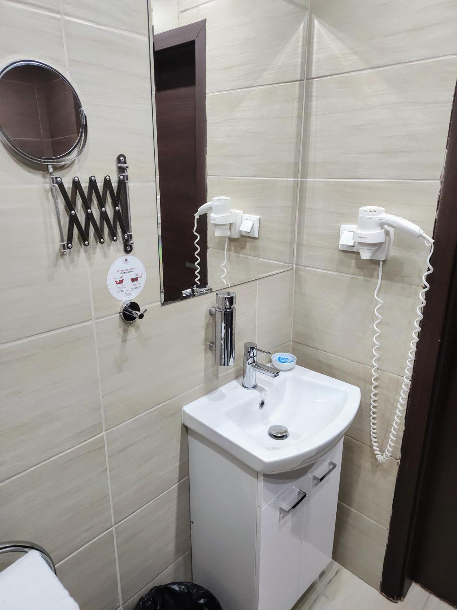 Boutique Hotel'S III Pilsudskiego Lodz  Ngoại thất bức ảnh