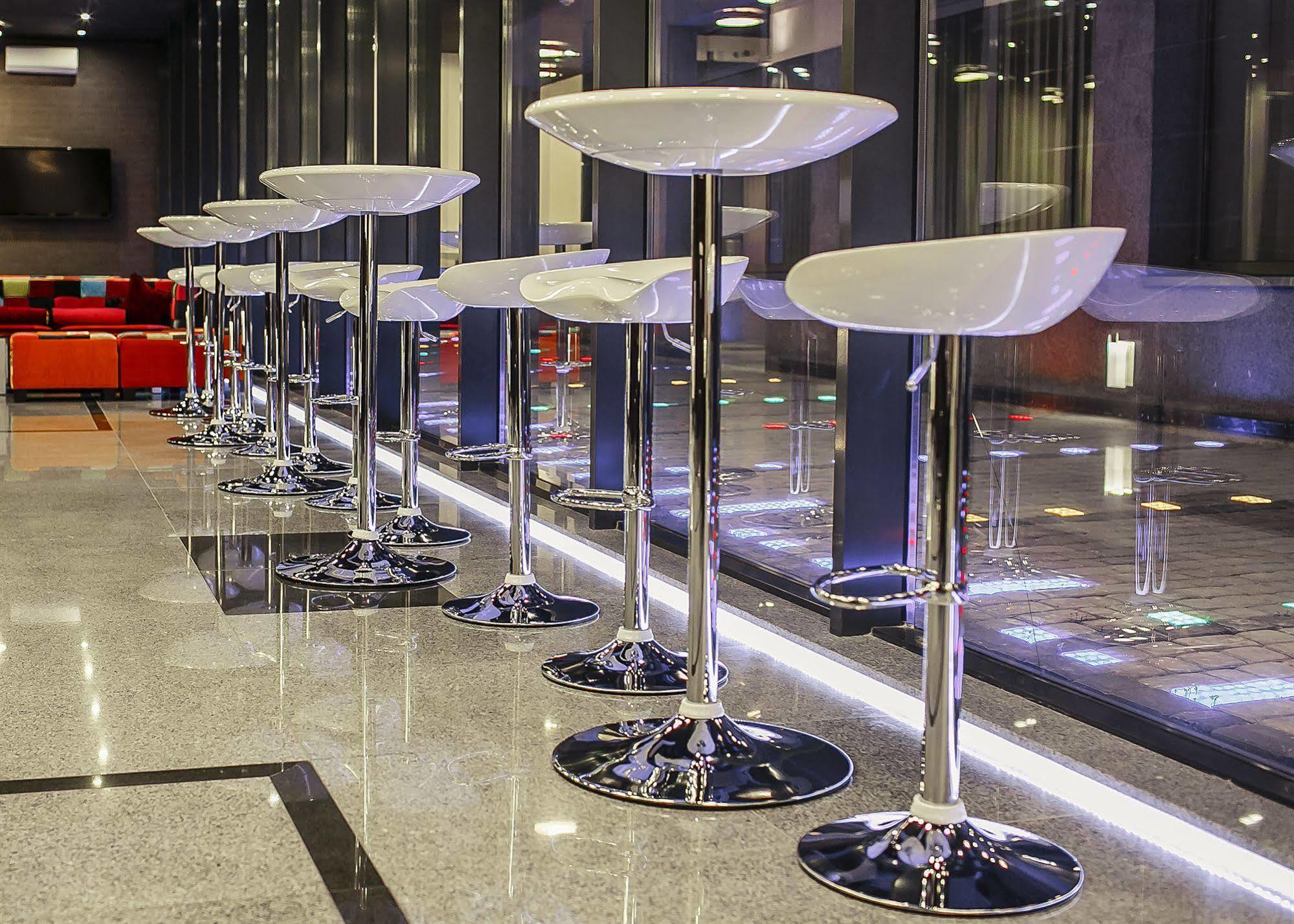 Boutique Hotel'S III Pilsudskiego Lodz  Ngoại thất bức ảnh